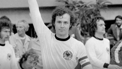 9you-​【人物】优雅皇帝全能领袖，回顾贝肯鲍尔传奇一生